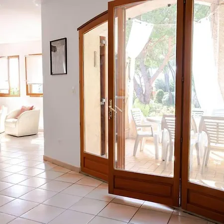 Maison Familiale Sous Les Palmiers De Villa *