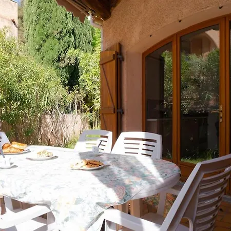 Maison Familiale Sous Les Palmiers De Hyeres